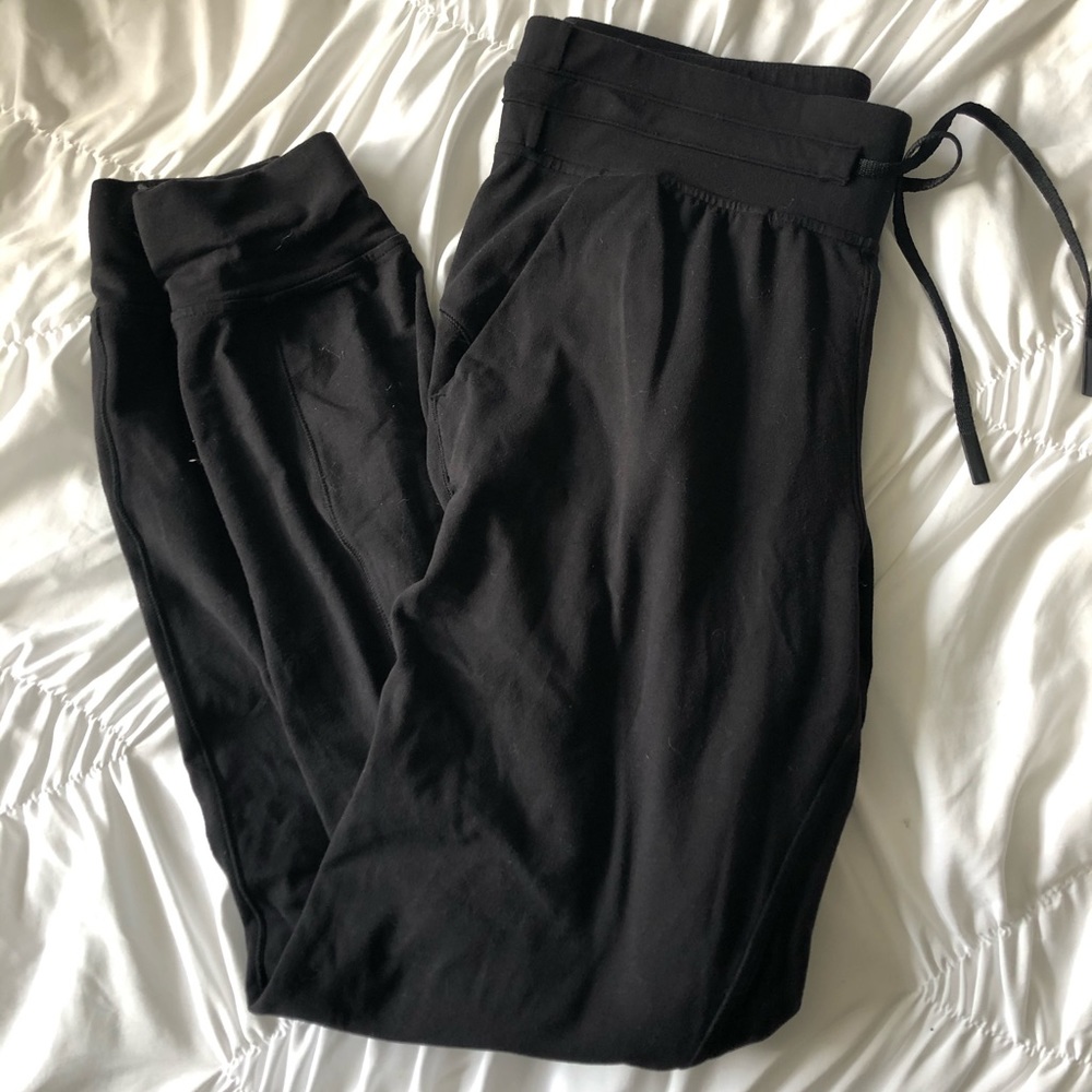 Lululemon Ready to Rulu Joggers black